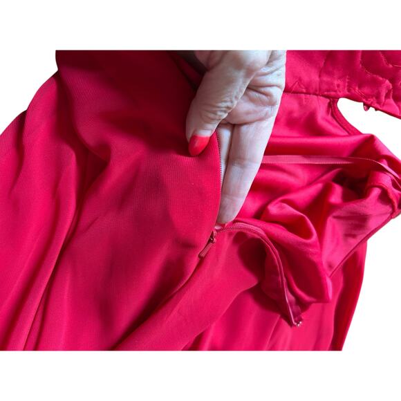 Betsy & Adam Red Rhinestone Halter Evening Gown Formal Dress - Size 4 - Picture 11 of 16